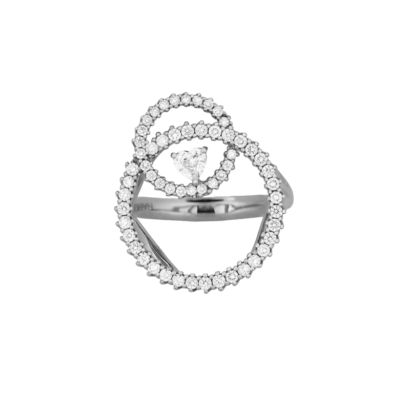 Anello in oro bianco 18K con diamanti con cuore