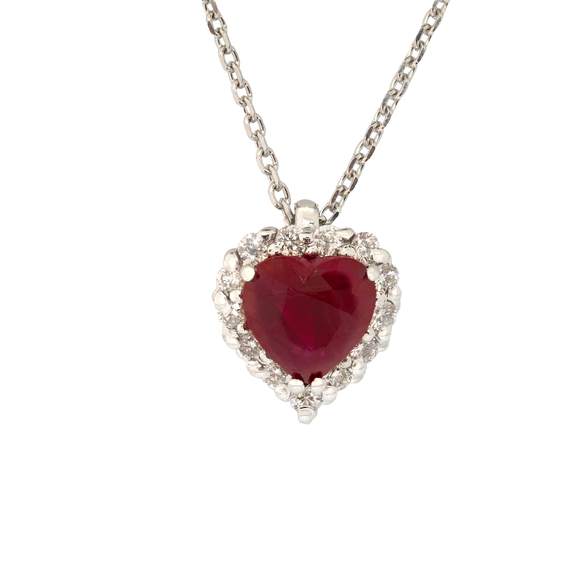 Pendente oro bianco 18K con diamanti con rubino centrale a cuore
