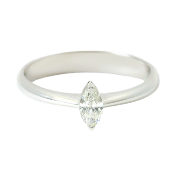 Anello solitario oro bianco 18K con diamanti marquise da 0.20 a 0.55 ct