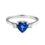 Anello zaffiro cuore con diamanti e oro bianco 18K