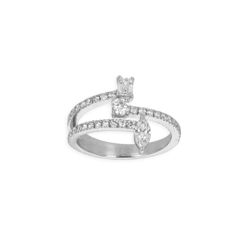 Anello Oro Bianco 18K fantasia 3 File Navette, Emerald e Round