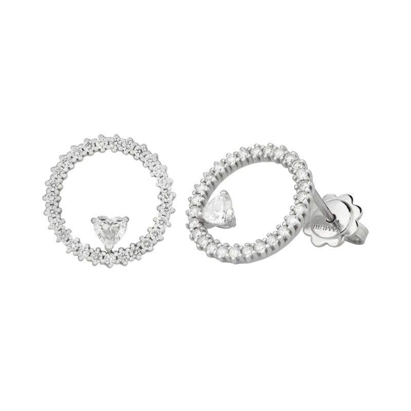 Orecchini in oro bianco 18K con diamanti con cuore